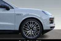 Porsche Cayenne din 2025 cu 6.000 km - oferta POR120972 - foto 21