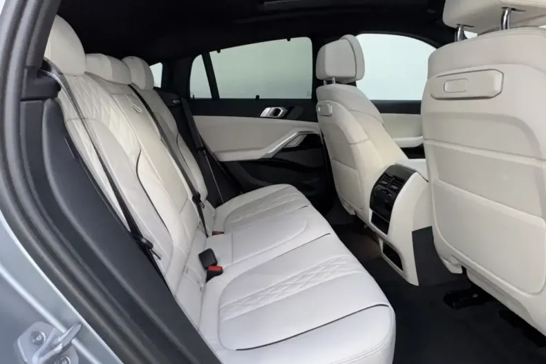 BMW X6 din 2024 cu 8.000 km - oferta BMW120976 - foto 18