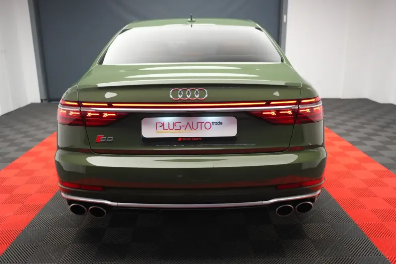 Audi S8 din 2022 cu 64.990 km - oferta AUD120982 - foto 3