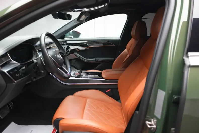 Audi S8 din 2022 cu 64.990 km - oferta AUD120982 - foto 14