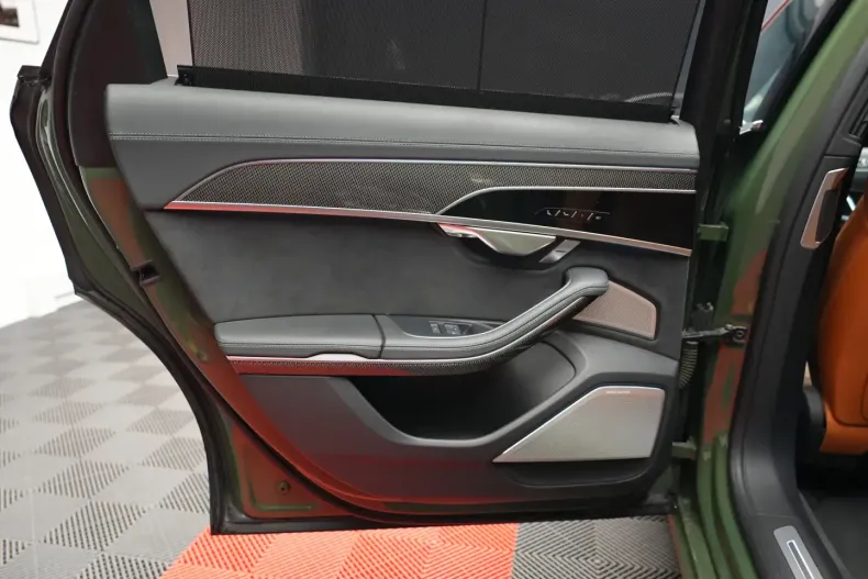 Audi S8 din 2022 cu 64.990 km - oferta AUD120982 - foto 29