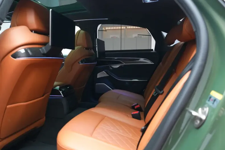 Audi S8 din 2022 cu 64.990 km - oferta AUD120982 - foto 31