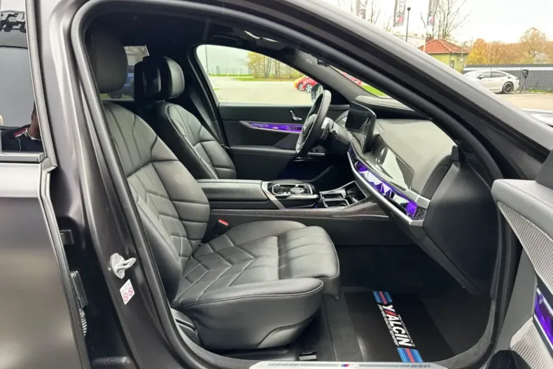 BMW 740 din 2024 cu 24.270 km - oferta BMW120984 - foto 20