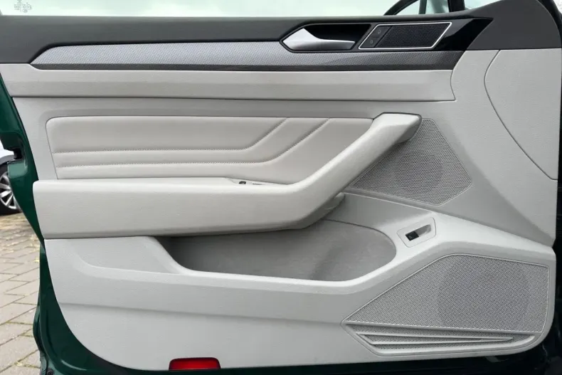 Volkswagen Passat din 2020 cu 79.190 km - oferta VOL120985 - foto 15