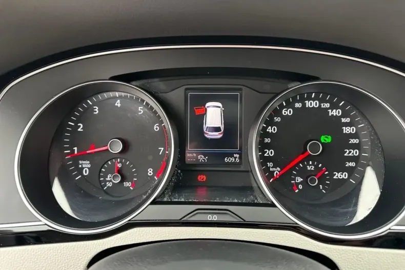 Volkswagen Passat din 2020 cu 79.190 km - oferta VOL120985 - foto 18