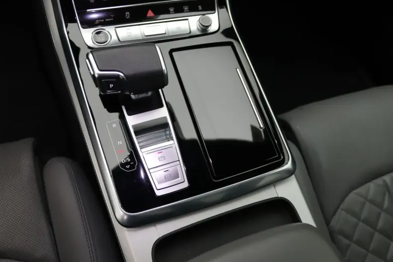 Audi Q8 din 2020 cu 60.000 km - oferta AUD120987 - foto 13