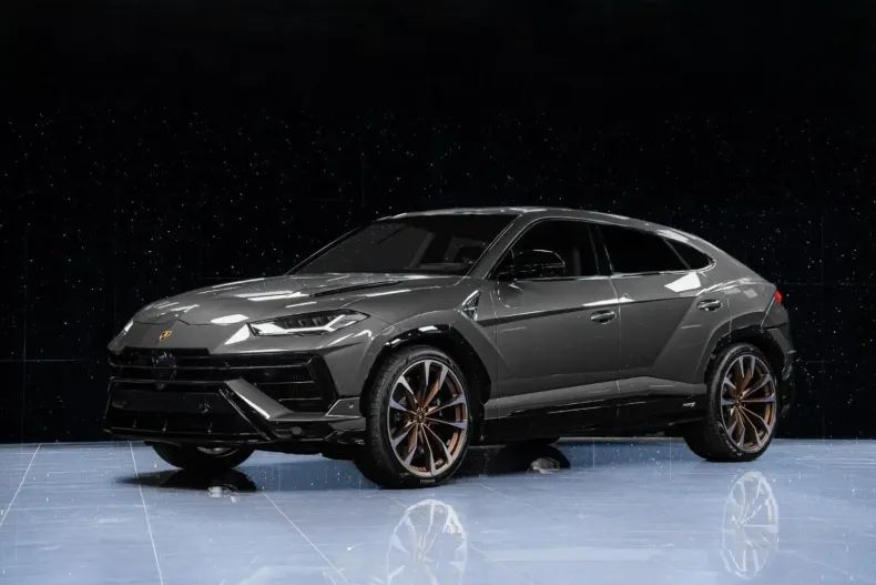 Lamborghini Urus din 2024 cu 600 km - oferta LAM120991 - foto 1