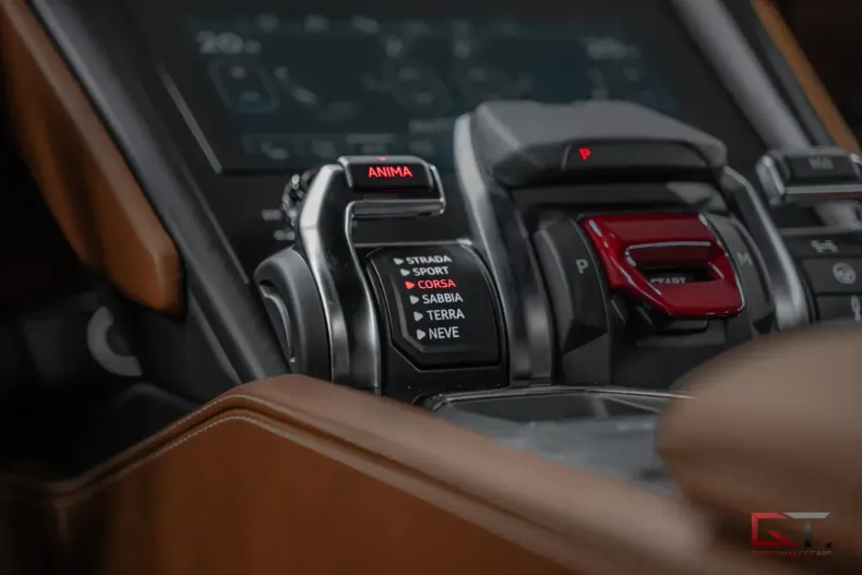 Lamborghini Urus din 2024 cu 600 km - oferta LAM120991 - foto 24