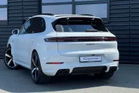 Porsche Cayenne din 2024 cu 9.900 km - oferta POR120992 - foto 3