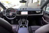 Porsche Cayenne din 2024 cu 9.900 km - oferta POR120992 - foto 7