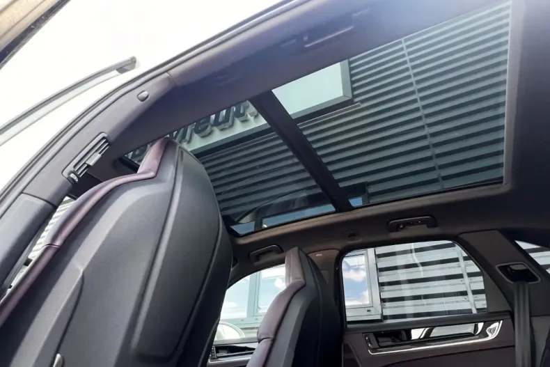 Porsche Cayenne din 2024 cu 9.900 km - oferta POR120992 - foto 18