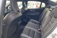 Volvo S60 din 2023 cu 8.500 km - oferta VOL120994 - foto 11