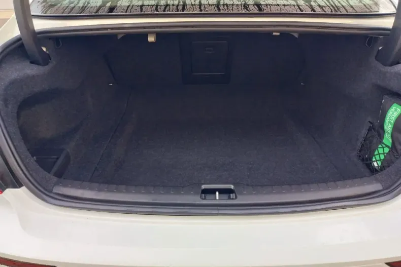 Volvo S60 din 2023 cu 8.500 km - oferta VOL120994 - foto 14