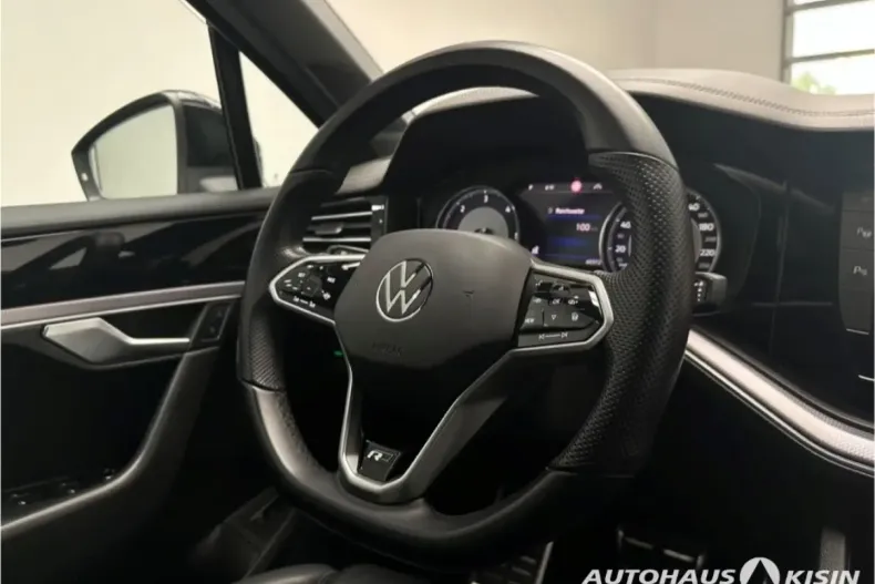 Volkswagen Touareg din 2023 cu 39.998 km - oferta VOL120995 - foto 9