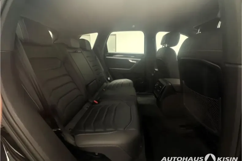 Volkswagen Touareg din 2023 cu 39.998 km - oferta VOL120995 - foto 12