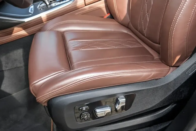 BMW X7 M50 din 2020 cu 84.044 km - oferta BMW120998 - foto 18