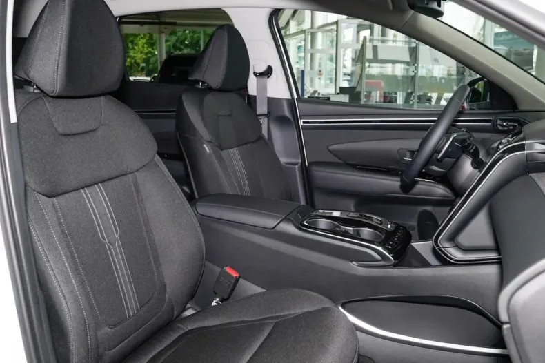 Hyundai TUCSON din 2023 cu 33.308 km - oferta HYU121004 - foto 9