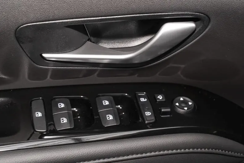 Hyundai TUCSON din 2023 cu 33.308 km - oferta HYU121004 - foto 10