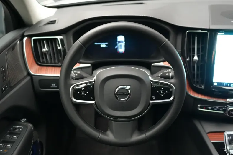 Volvo XC60 din 2024 cu 21.000 km - oferta VOL121005 - foto 20