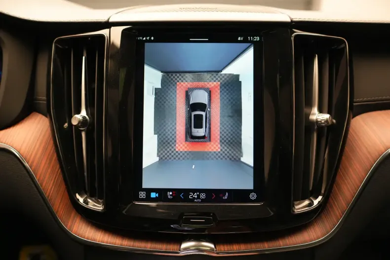 Volvo XC60 din 2024 cu 21.000 km - oferta VOL121005 - foto 26