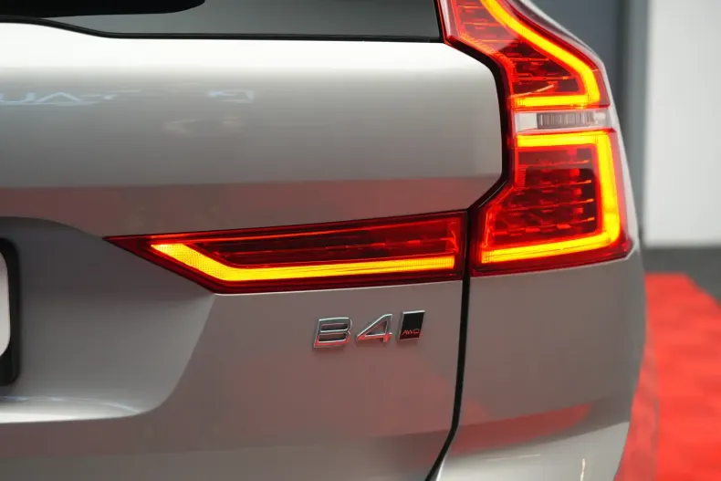 Volvo XC60 din 2024 cu 21.000 km - oferta VOL121005 - foto 30