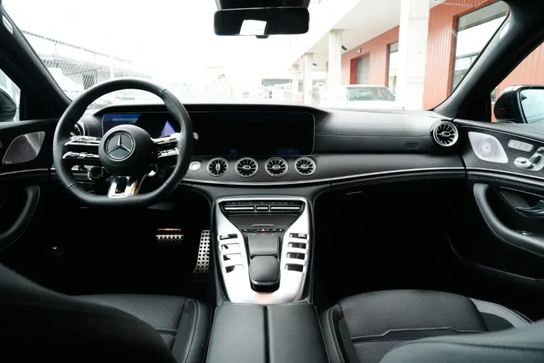 Mercedes-Benz AMG GT din 2024 cu 8.000 km - oferta MER121025 - foto 3