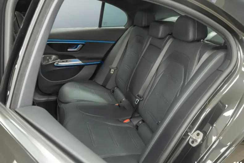 Mercedes-Benz E 53 AMG din 2024 cu 9.793 km - oferta MER121027 - foto 15