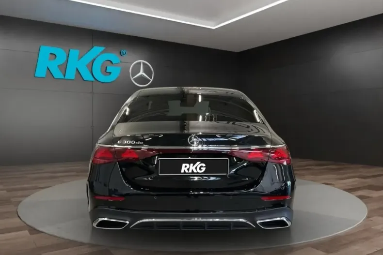 Mercedes-Benz E 300 din 2024 cu 14.233 km - oferta MER121030 - foto 4