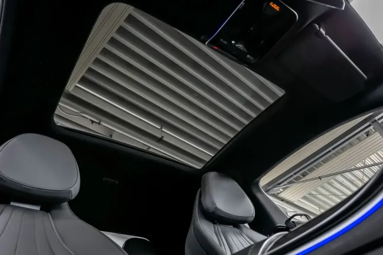 Mercedes-Benz CLE 300 din 2024 cu 14.880 km - oferta MER121046 - foto 8