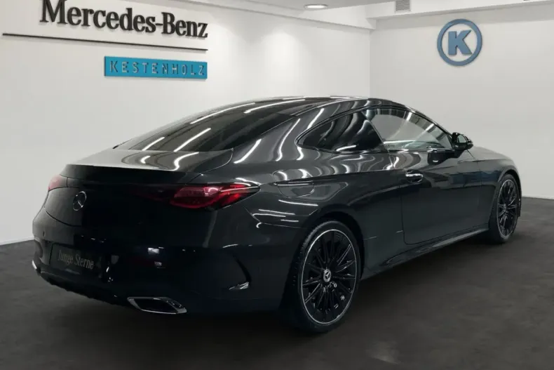 Mercedes-Benz CLE 200 din 2024 cu 3.789 km - oferta MER121048 - foto 4