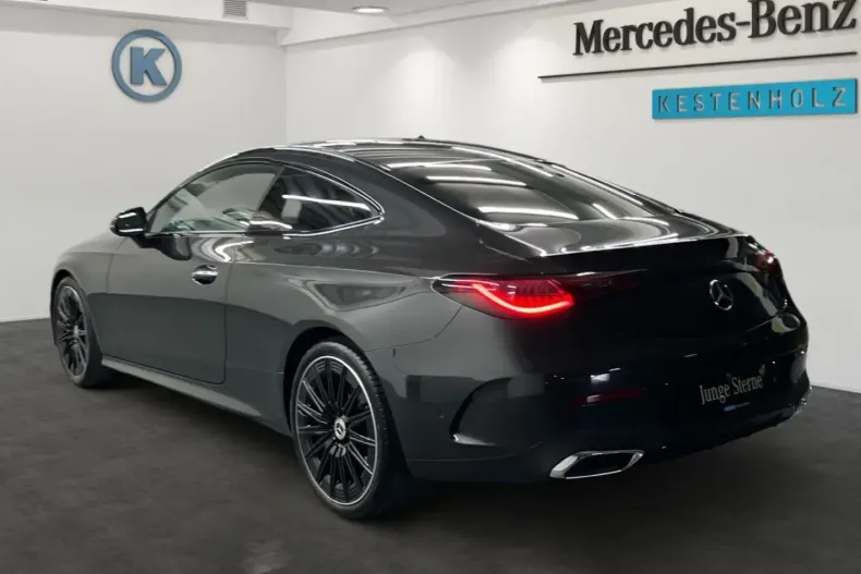 Mercedes-Benz CLE 200 din 2024 cu 3.789 km - oferta MER121048 - foto 5