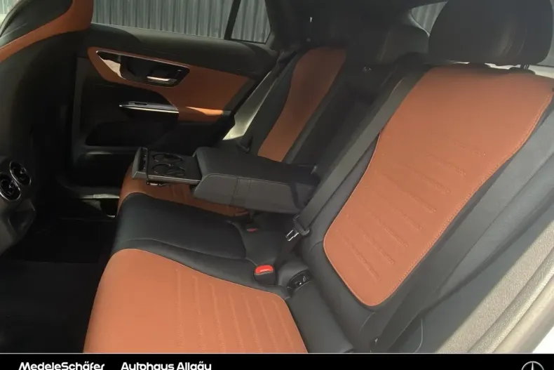 Mercedes-Benz GLC 200 din 2024 cu 14.969 km - oferta MER121055 - foto 14