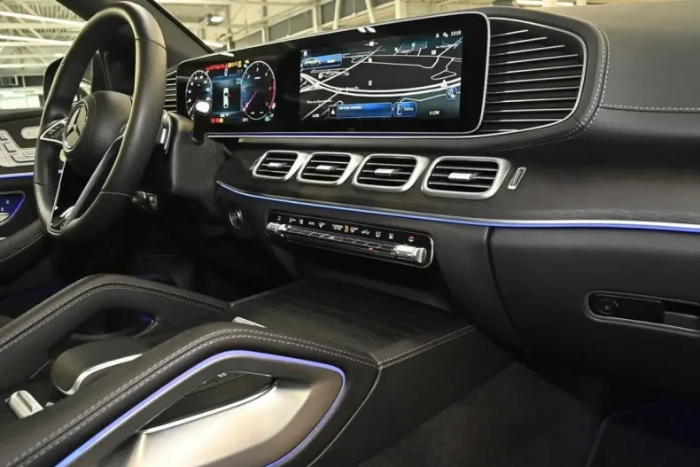 Mercedes-Benz GLE 450 din 2024 cu 29.990 km - oferta MER121062 - foto 10