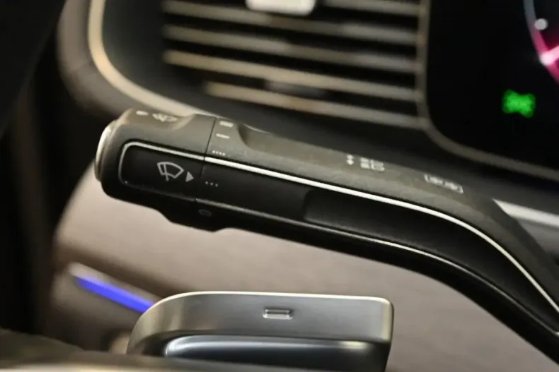 Mercedes-Benz GLE 450 din 2024 cu 29.990 km - oferta MER121062 - foto 22