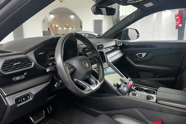 Lamborghini Urus din 2022 cu 109.000 km - oferta LAM121068 - foto 12
