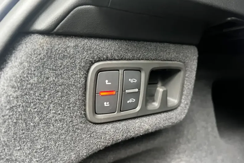 Lamborghini Urus din 2022 cu 109.000 km - oferta LAM121068 - foto 14