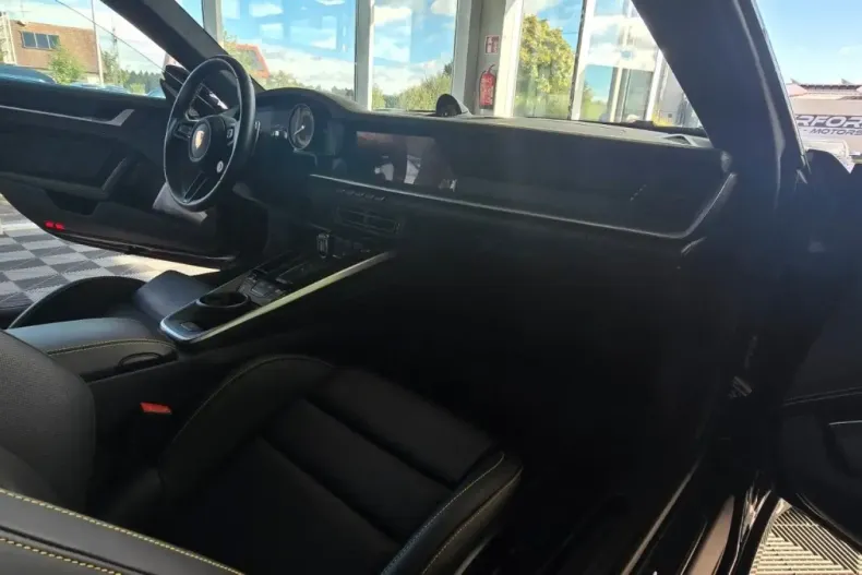 Porsche 992 din 2023 cu 16.500 km - oferta POR121069 - foto 10