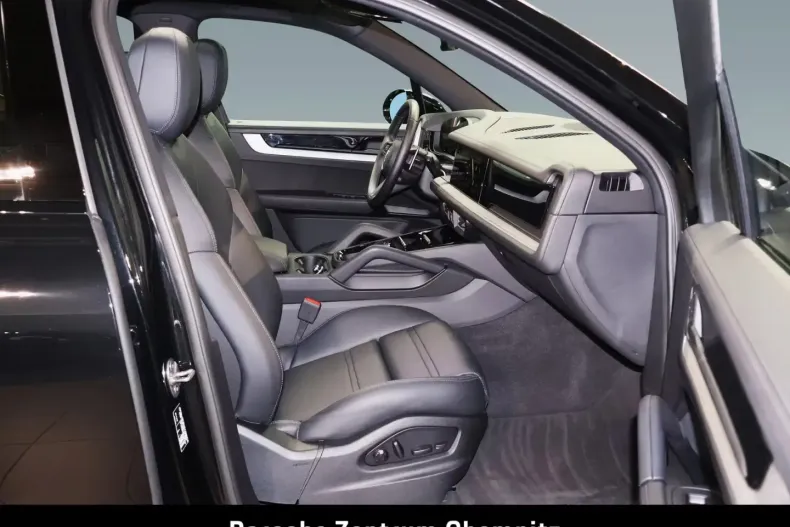 Porsche Cayenne din 2023 cu 19.900 km - oferta POR121071 - foto 16