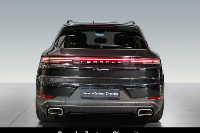 Porsche Cayenne din 2023 cu 19.900 km - oferta POR121071 - foto 23