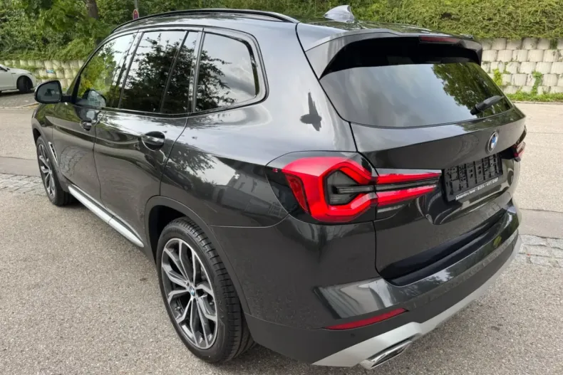 BMW X3 din 2022 cu 56.200 km - oferta BMW121077 - foto 3