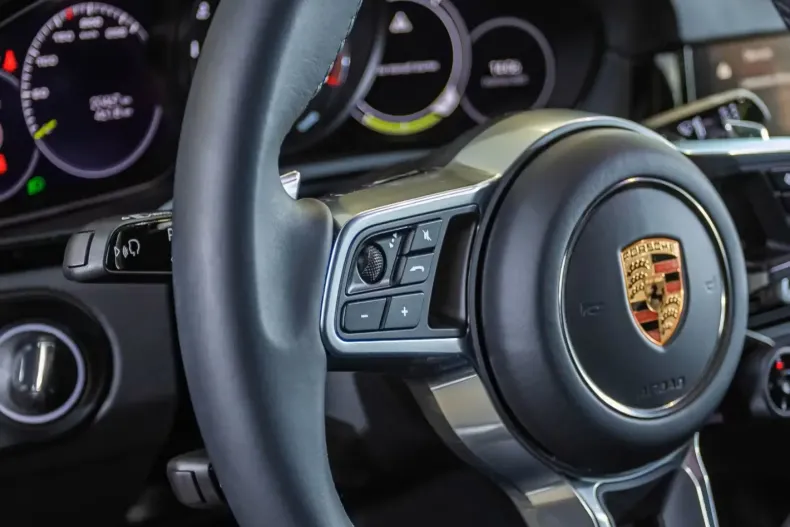 Porsche Cayenne din 2023 cu 20.100 km - oferta POR121081 - foto 11