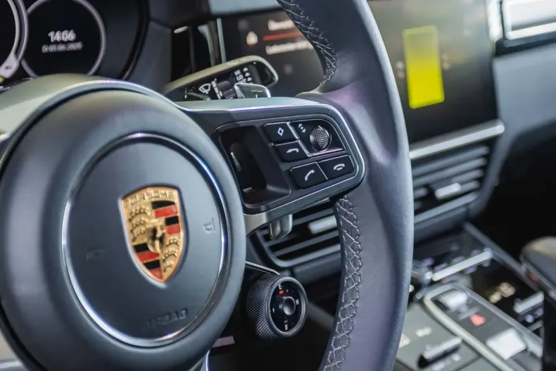 Porsche Cayenne din 2023 cu 20.100 km - oferta POR121081 - foto 14