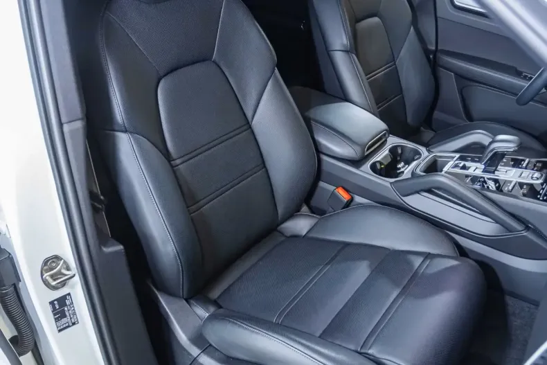 Porsche Cayenne din 2023 cu 20.100 km - oferta POR121081 - foto 20