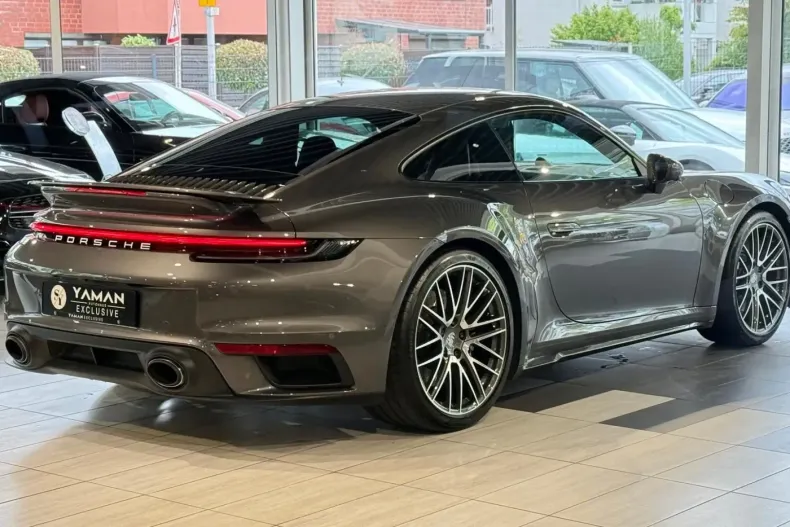 Porsche 911 din 2022 cu 3.900 km - oferta POR121082 - foto 6