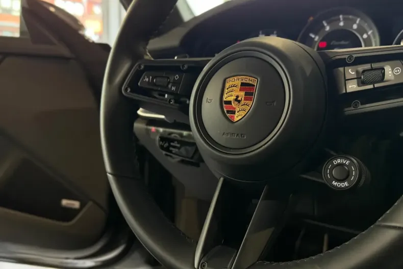 Porsche 911 din 2022 cu 3.900 km - oferta POR121082 - foto 19