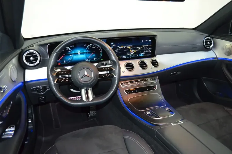 Mercedes-Benz E 300 din 2021 cu 45.000 km - oferta MER121086 - foto 29