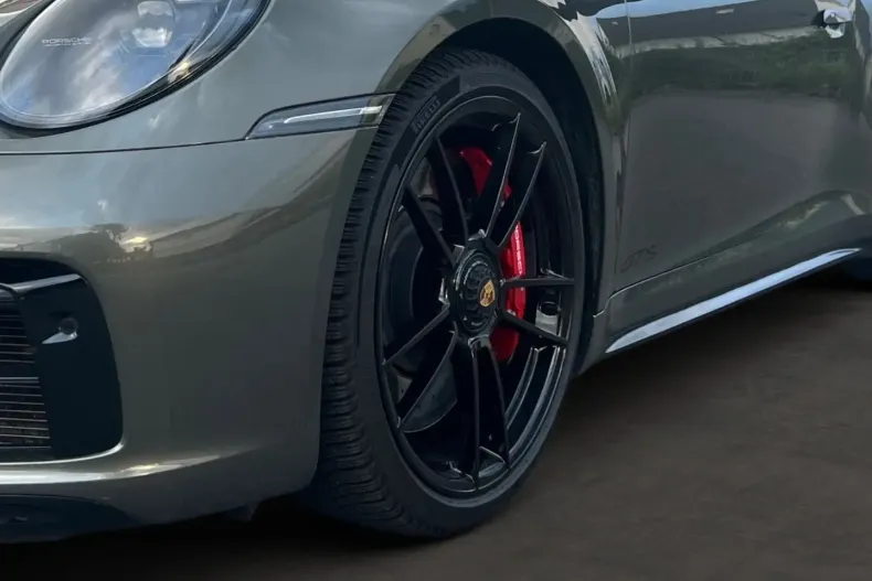 Porsche 911 din 2023 cu 32.400 km - oferta POR121087 - foto 3