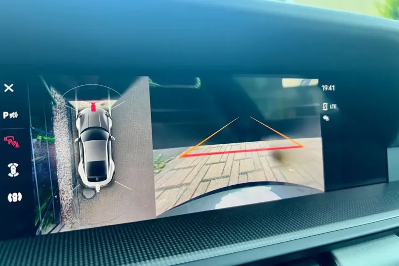 Porsche 911 din 2023 cu 32.400 km - oferta POR121087 - foto 24