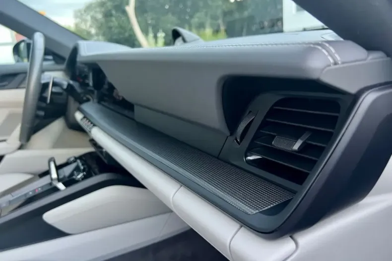 Porsche 911 din 2023 cu 32.400 km - oferta POR121087 - foto 30