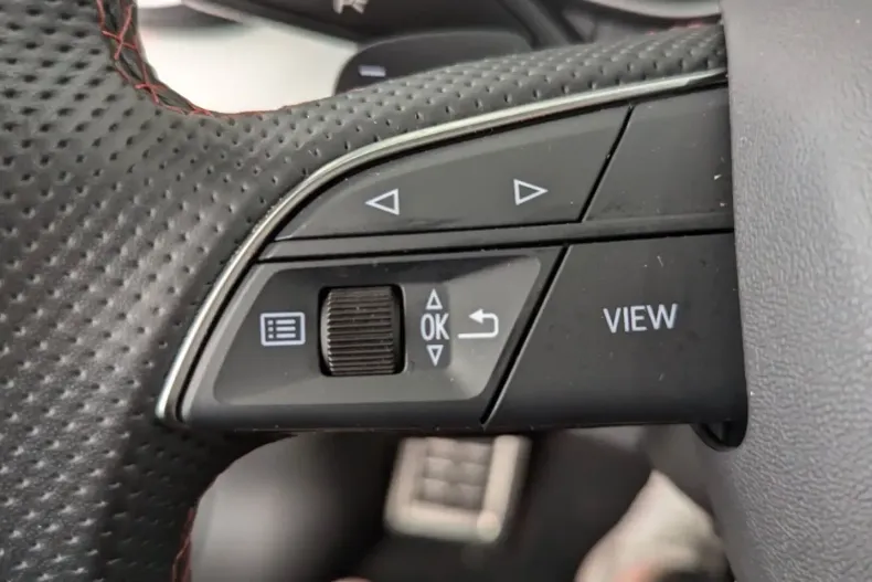 Audi SQ5 din 2023 cu 41.250 km - oferta AUD121090 - foto 26